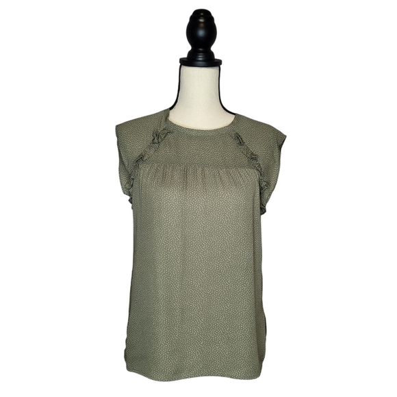 LOFT women's sage green white dots cap sleeve ruffle shoulder detail top size SP - Picture 1 of 11